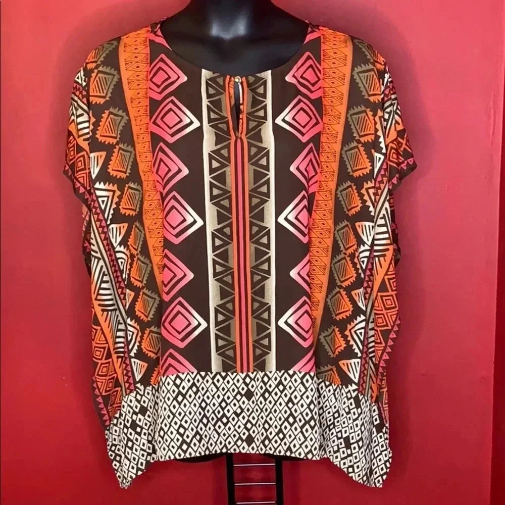 Vince Camuto Women’s Geometric Print Top Size M - Picture 6 of 9